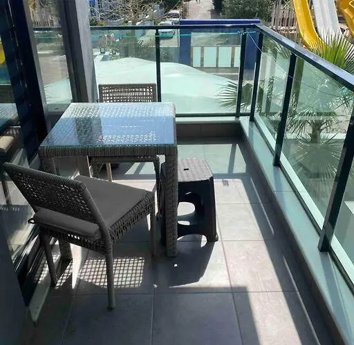 Cleopatra 6 ألانيا