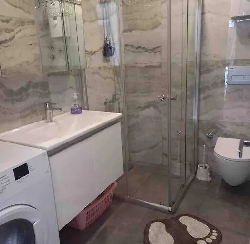 Cleopatra 6 Apartman *